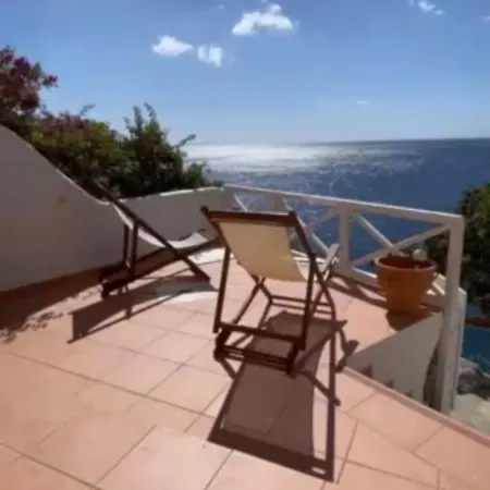 Sea View House By Tinosstay *