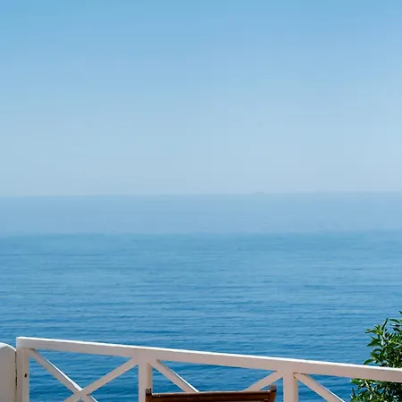 Sea View House By Tinosstay Apartmán Kardhianí
